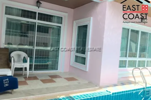 Casa de 6 dormitorios en Jomtien Beach, Pattaya, Tailandia № 213065 - foto 16