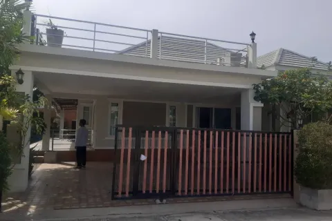 House in Hua Hin, Thailand 3 bedrooms № 163599 - photo 2