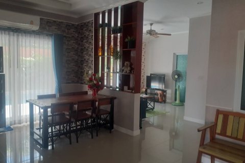 House in Hua Hin, Thailand 3 bedrooms № 163599 - photo 13