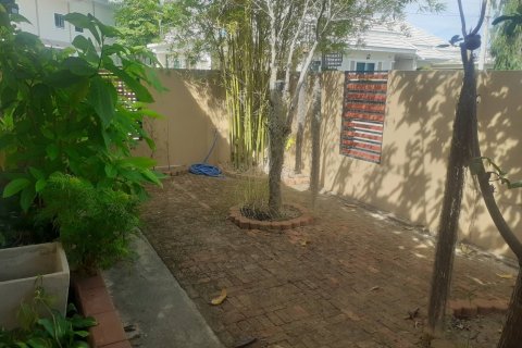 House in Hua Hin, Thailand 3 bedrooms № 163599 - photo 11