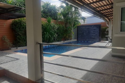 House in Hua Hin, Thailand 3 bedrooms № 163599 - photo 5