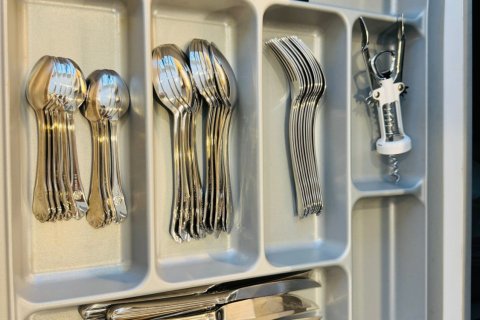 Villa in Phuket, Thailand 5 bedrooms № 163600 - photo 9