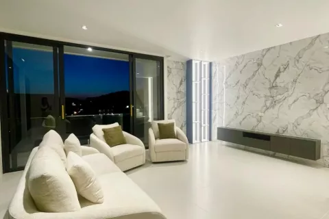 Villa in Phuket, Thailand 3 bedrooms № 146014 - photo 6