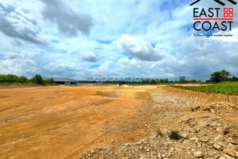 Terreno en Pattaya, Tailandia № 213355 - foto 11