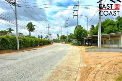 Terreno en Pattaya, Tailandia № 213355