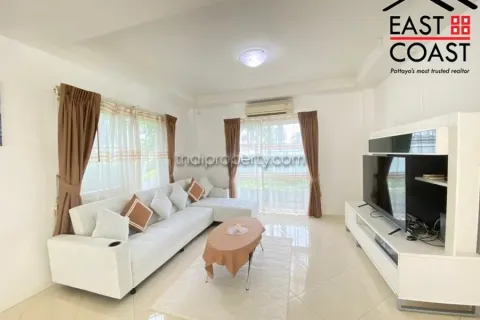 Casa de 3 dormitorios en Pattaya, Tailandia № 213360 - foto 8