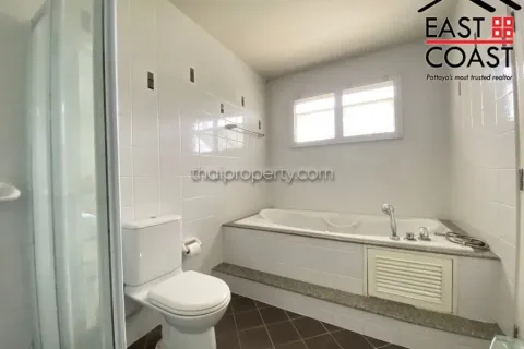 Casa de 3 dormitorios en Pattaya, Tailandia № 213360 - foto 18