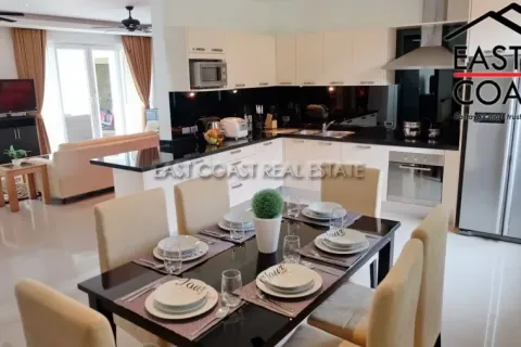 Casa de 4 dormitorios en Pattaya, Tailandia № 213359 - foto 6