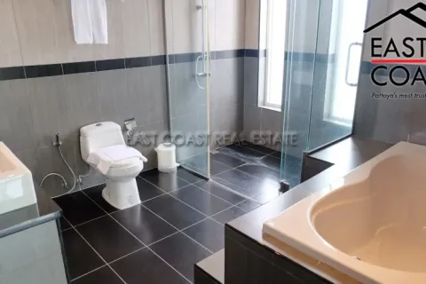 Casa de 4 dormitorios en Pattaya, Tailandia № 213359 - foto 10