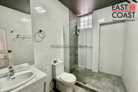 Casa de 2 dormitorios en Pattaya, Tailandia № 213356 - foto 18