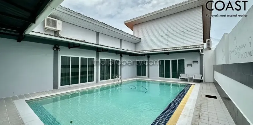 Casa de 2 dormitorios en Pattaya, Tailandia № 213356