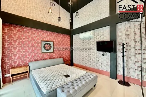 Casa de 2 dormitorios en Pattaya, Tailandia № 213356 - foto 12