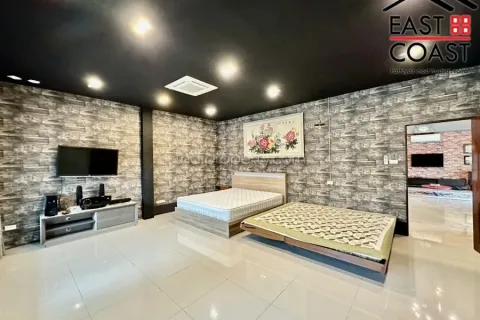 Casa de 2 dormitorios en Pattaya, Tailandia № 213356 - foto 13