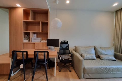 Studio dans le Condo à Watthana, Bangkok, Thaïlande  № 153422 - photo 7