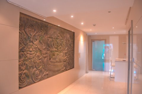 Condo in Bangkok, Thailand, 2 bedrooms  № 143761 - photo 5