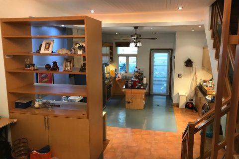 Дом в Бангкоке, Таиланд с 4 спальнями  № 143758 - фото 5