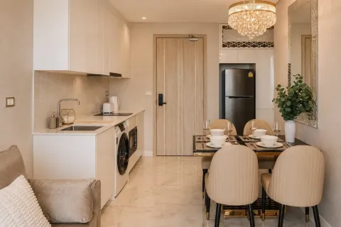 Casa de 4 dormitorios en Pattaya, Tailandia № 210743 - foto 10