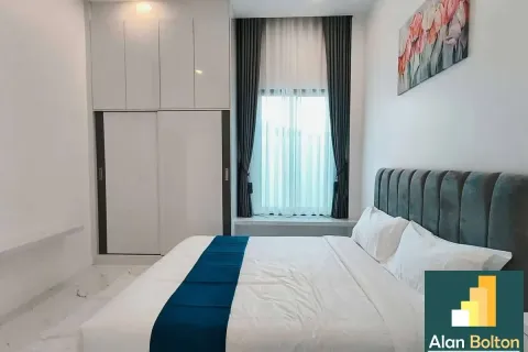 Casa de 4 dormitorios en Pattaya, Tailandia № 210743 - foto 4