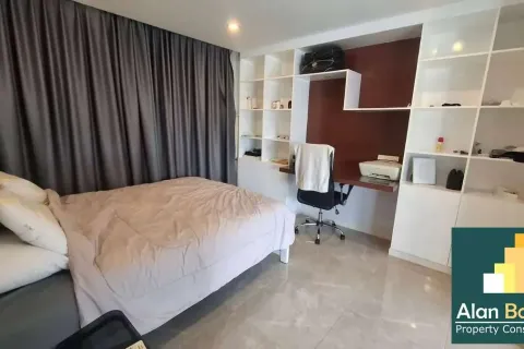 Condominio de 3 dormitorios en Jomtien Beach, Pattaya, Tailandia № 210747 - foto 10