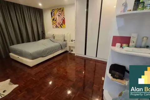 Condominio de 3 dormitorios en Jomtien Beach, Pattaya, Tailandia № 210747 - foto 16
