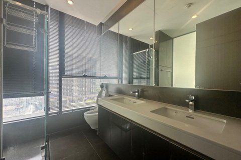 Кондоминиум с 2 спальнями в Хуай Кванге, Бангкок, Таиланд № 139813 - фото 13