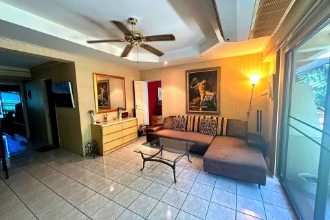 Studio in the Condo in Kathu, Thailand  № 139811 - photo 2