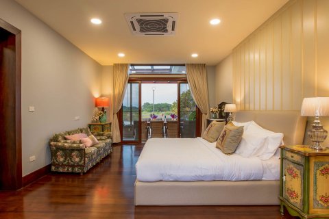 Villa in Chiang Mai, Thailand 7 bedrooms № 133435 - photo 9