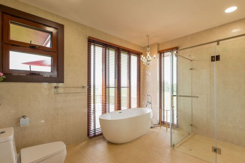 Villa in Chiang Mai, Thailand 7 bedrooms № 133435 - photo 26