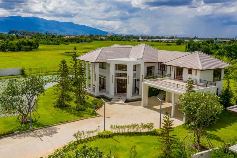 Villa in Chiang Mai, Thailand 7 bedrooms № 133435