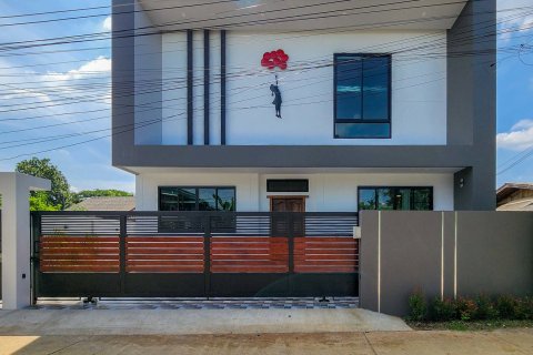 House in Chiang Mai, Thailand 4 bedrooms № 133434 - photo 27