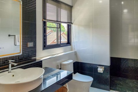 House in Chiang Mai, Thailand 4 bedrooms № 133434 - photo 10