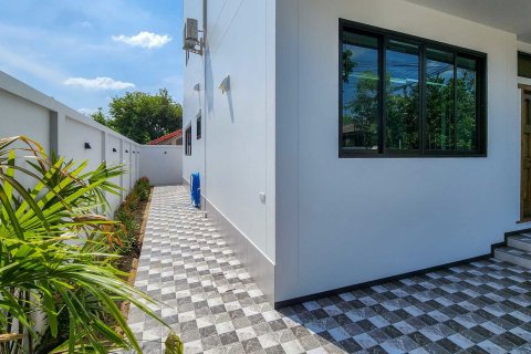 House in Chiang Mai, Thailand 4 bedrooms № 133434 - photo 26