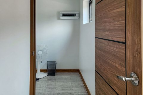 House in Chiang Mai, Thailand 4 bedrooms № 133434 - photo 5