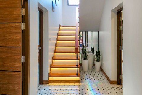 House in Chiang Mai, Thailand 4 bedrooms № 133434 - photo 11