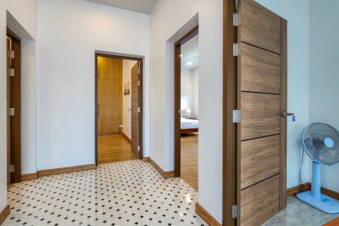 House in Chiang Mai, Thailand 4 bedrooms № 133434 - photo 16