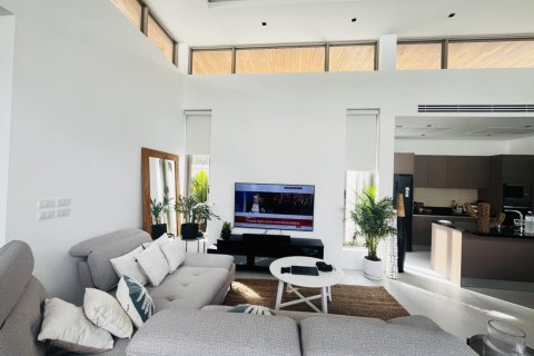 Villa in Phuket, Thailand 3 bedrooms № 152003 - photo 14