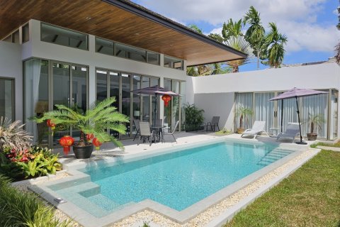 Villa in Phuket, Thailand 3 bedrooms № 152003 - photo 22