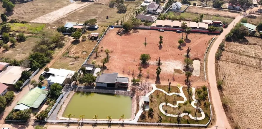 Земельный участок в Удонтхани, Таиланд 9600м2  № 152005