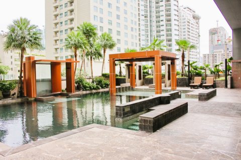 Condo à Bangkok, Thaïlande, 4 chambres № 180971