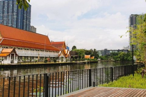 Condo in Bangkok, Thailand, 4 bedrooms  № 180972 - photo 20