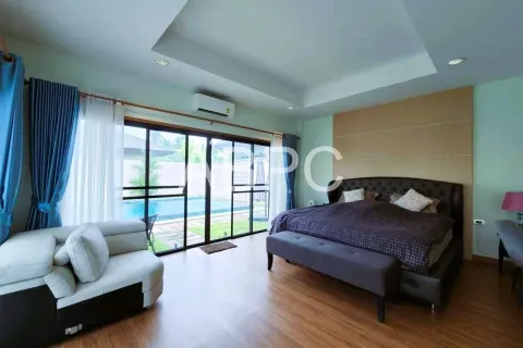 Casa de 3 dormitorios en Pattaya, Tailandia № 212063 - foto 6