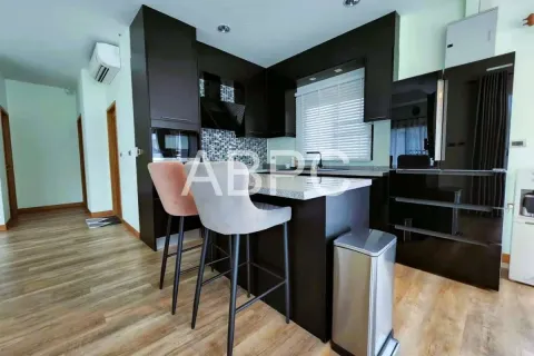 Casa de 3 dormitorios en Pattaya, Tailandia № 212063 - foto 10