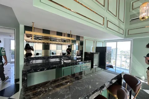Condominio de 2 dormitorios en Jomtien Beach, Pattaya, Tailandia № 212064 - foto 12