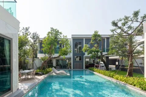 Casa de 6 dormitorios en Pattaya, Tailandia № 212060 - foto 26