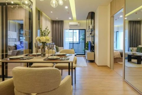 Condo à Bang Sue, Bangkok, Thaïlande, 2 chambres  № 140808 - photo 1