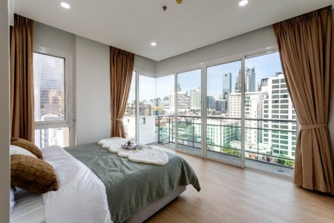 Condo in Watthana, Bangkok, Thailand, 2 bedrooms  № 145572 - photo 2