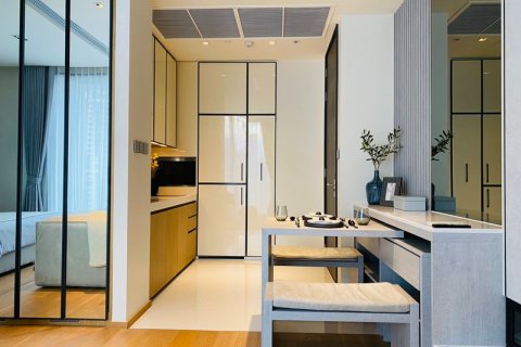 Studio in the Condo in Khlong Toei, Bangkok, Thailand  № 163776 - photo 5