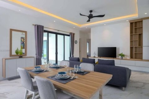 Villa in Hua Hin, Thailand 4 bedrooms № 163761 - photo 5