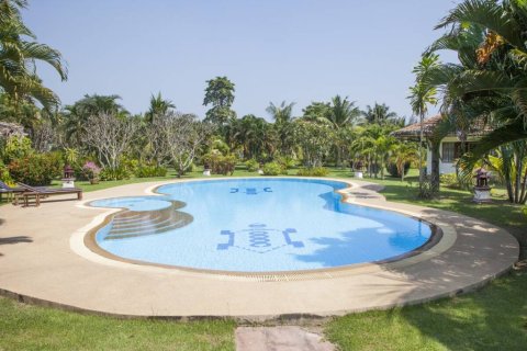 Villa in Hua Hin, Thailand 9 bedrooms № 163763 - photo 4