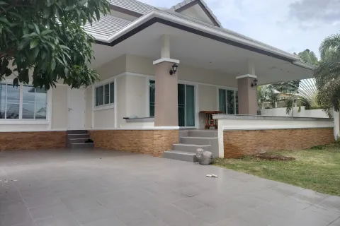 Вилла в Хуа Хине, Таиланд с 3 спальнями  № 163344 - фото 1